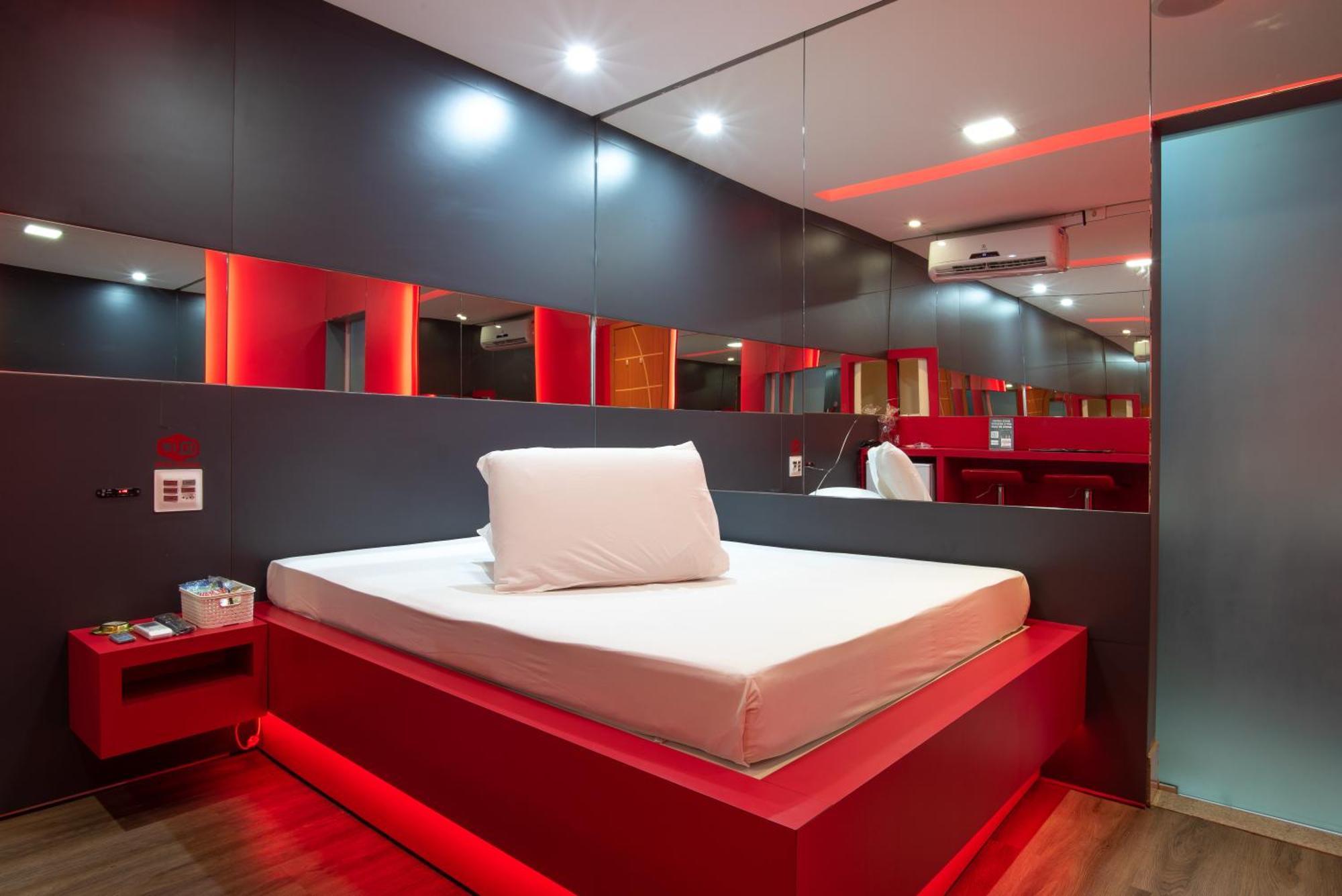 Motel Fantasy 4 (Adults Only) Belo Horizonte Exterior photo